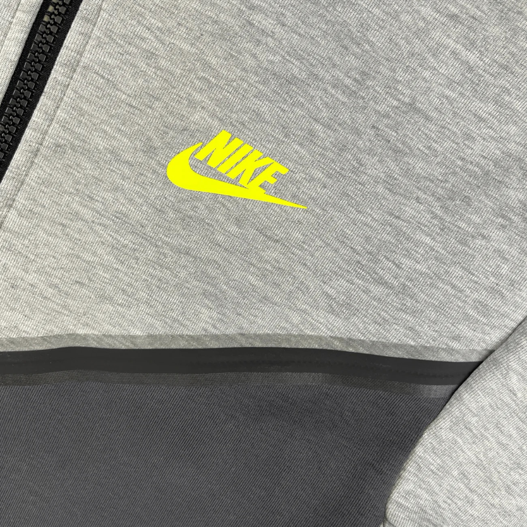 Tech Grey/Anthracite/Volt Tracksuit